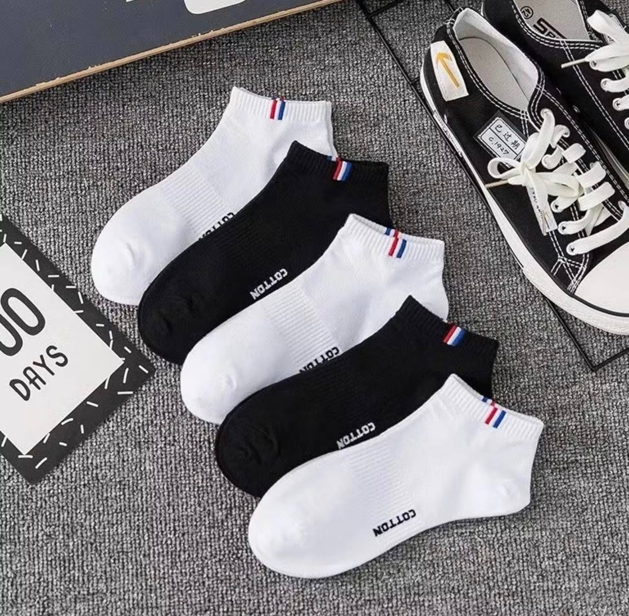 Tất (vớ) cổ ngắn (ankle socks) 